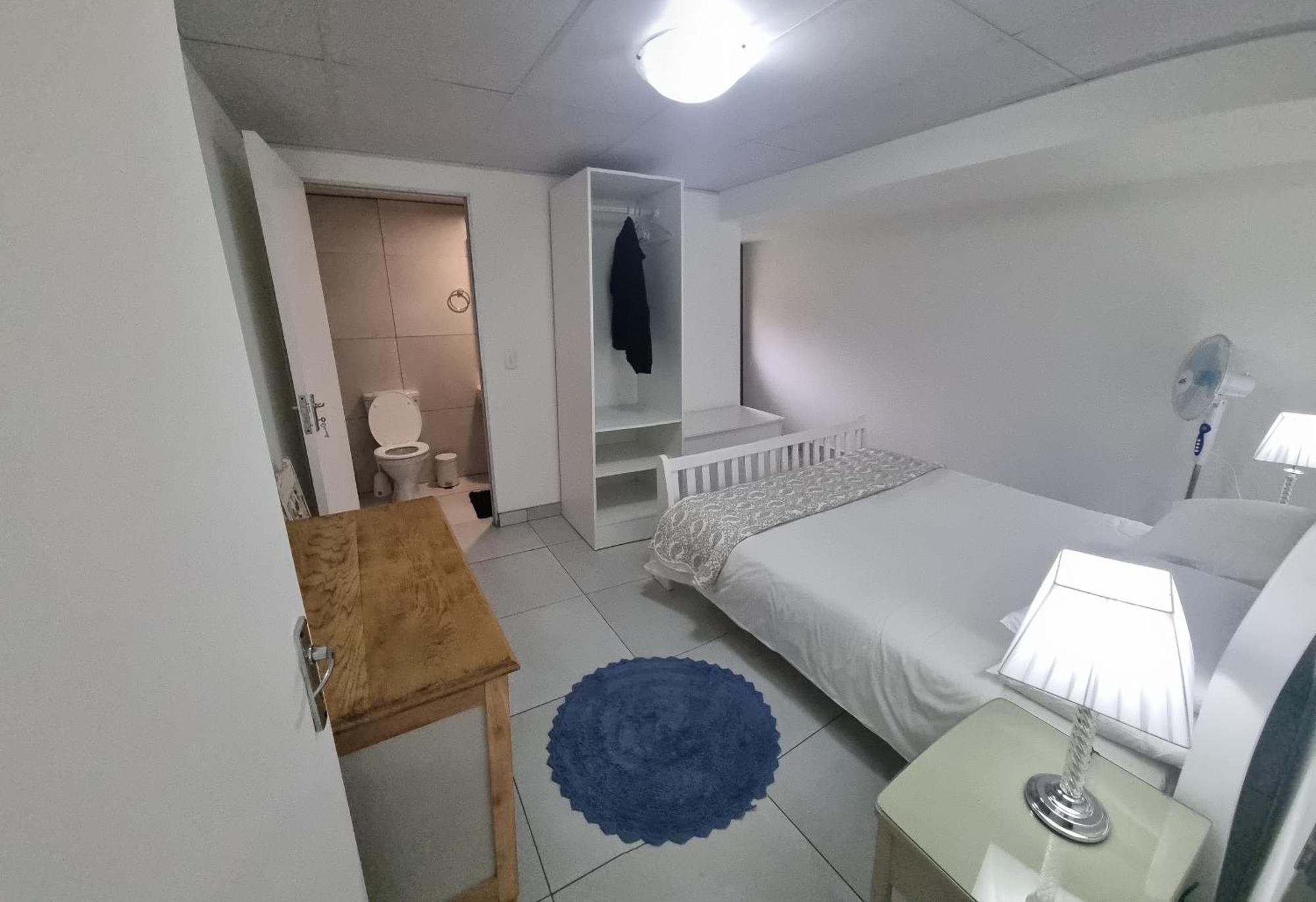 12 On Vaal Drive Guesthouse Vanderbijlpark Dış mekan fotoğraf